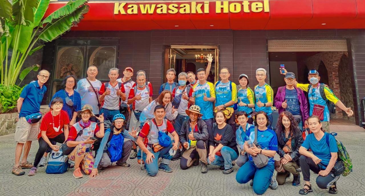 Kawasaki Noi Bai Airport Hotel Exterior photo